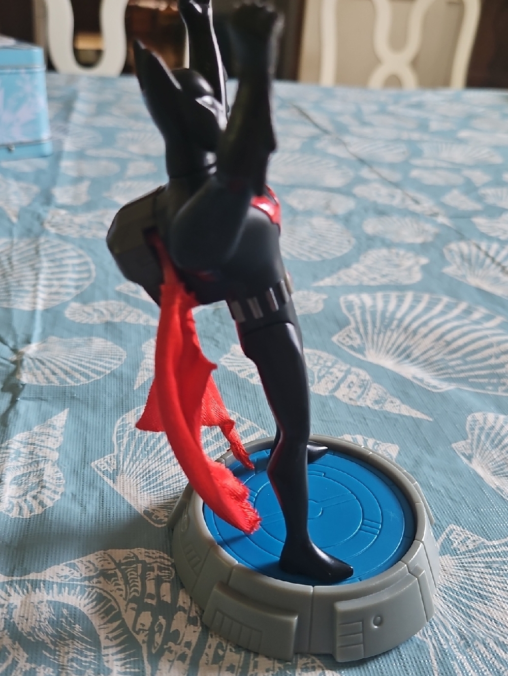 6 Inch Batman - Picture 3 of 5